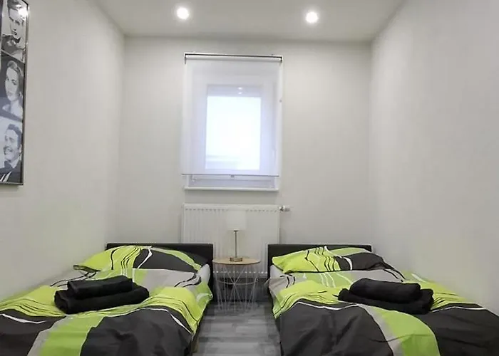 Gr Ooms-rent Quarto em Acomodações Particulares *